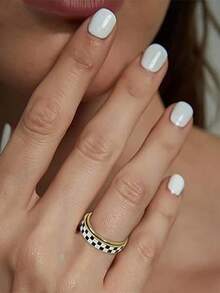 Niche Design Black And White Checkered Ring, High-End Fashion Minimalist Versatile Checkerboard Finger Ring - Black and White Checkered Ring - View 2