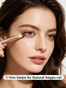 OEIEZ Dual-Ended Eye Brush, Soft Bristles Strong Powder Pickup, Multi-Use For Eyeshadow & Aegyo-Sal Creating Natural Eye Makeup - Gold - View 4