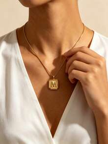 MECYLIFE 1pc Minimalist Fashion Women's 26 Initial Pendant Necklace Stainless Steel Elegant Box Chain 18k Gold 3D Cube Letter Pendant Women's Elegant Necklace Personalized Name Necklace Stainless Steel Box Chain Daily Versatile Jewelry - Yellow Gold - View 5