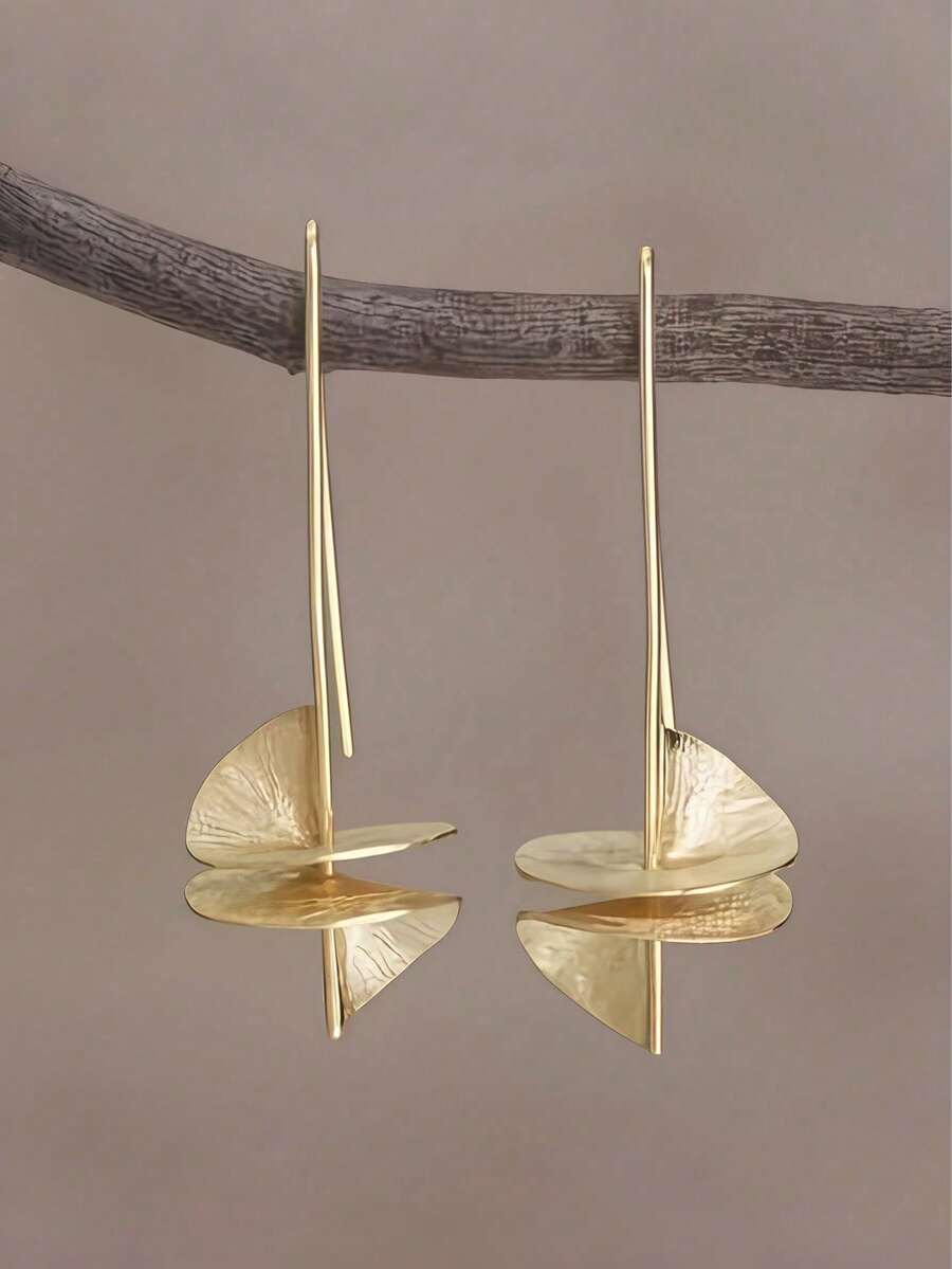 Vintage Women's Gold Spiral Thread Pendant Earrings, Bohemian Style Minimalist Geometric Design, Modern Elegant Style, 1 Pair Suitable For Daily Wear, Work And Party - Yellow Gold - View 1