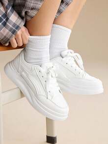 1 Paar Damen Mode Lässig Sport Weiß Sneaker 2026 Frühling Neu Vielseitig Nische Studenten Outdoor Leicht Skate Schuhe Paar Stil Alltagstrage Dicke Sohle Fleckenresistent Damen Schuhe - Weiss - Übersicht 2