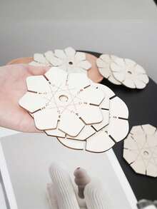 4pcs Set Woven Flower Shaped Wooden Disc Bracelet Weaving Tools, Suitable For Friendship Bracelet Making, Woven Combination Rope Weaving, DIY Jewelry Making, Handmade Crafts, Lightweight Weaving Auxiliary Tools, Jewelry Making Tools - Multicolor - View 4