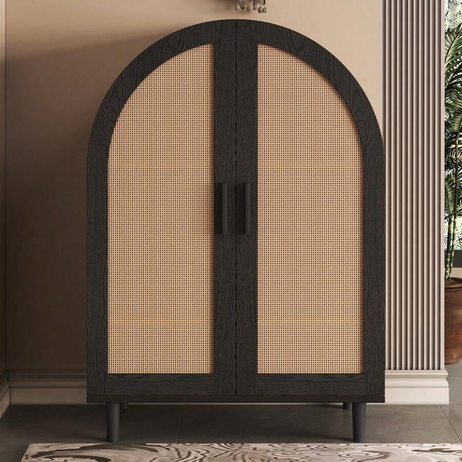 Elegant Sideboard/Shoe Cabinet With Rounded Exterior, Openwork Rattan Doors And Three Shelves. - 卡其色 - 查看 1