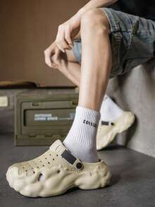 Sepatu Bakiak Pria Warna Khaki dengan Sol Tebal, Bahan EVA Sangat Ringan, Anti Selip, Dapat Digunakan Dua Arah, Sandal Pantai - Khaki - View 8