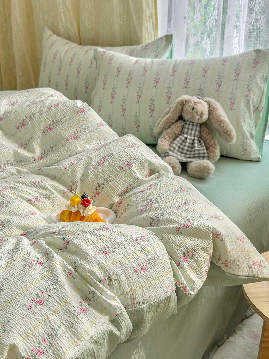 法式鄉村碎花被套組 4件組，春季限量薄荷綠，柔軟親膚透氣，甜美臥室床飾，包含 1 件被套、1 件床單、2 件枕套，不含被芯與枕芯，枕套花紋隨機裁剪