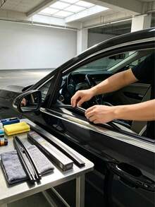 Car Side Window Wiper, 3D Curved Fit High Elasticity Silicone Frameless Silent Wiper, Universal Squeegee Wiper Blade Rubber Strip, Fits Multiple Car Models, Driver & Passenger Window Wiper, Anti-Freeze & Cold-Resistant Wiper Rubber Strip, Car Cleaning Tool, Suitable For Driver & Passenger Windows 2pcs/4pcs - AA - View 2