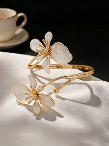 1Pc Adjustable Open Floral Enamel Arm Cuff, Multi-Color Swirl Petal With Gold Stamen,Women's Beach & Festival Statement Jewelry - Flowers - View 6