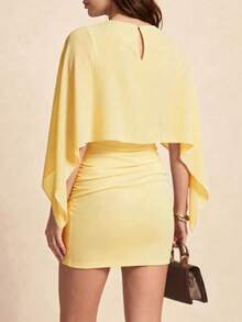 Vestido mini ligero de verano de unicolor con mangas de murciélago y patchwork 2 en 1, adecuado para citas nocturnas, vacaciones, fiestas de cumpleaños y uso diario elegante - Amarillo Mostaza - Ver 4