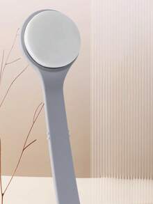 2/1件人體工學長柄身體乳液刷 - 洗後護理工具，附海綿墊，免電池，可輕鬆觸及難以觸及部位，溫和去角質並保濕，耐用設計適用於日常護膚，方便塗抹於光滑表面 - 彩色 - 查看 14