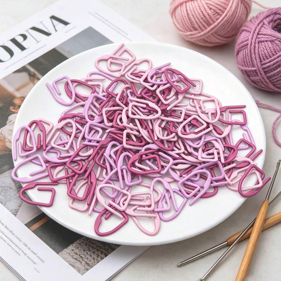 7-100 pezzi Segnamagli a forma di freccia in maglia, clip di posizionamento per uncinetto, accessori fai-da-te per cucito e lavori a mano, clip di marcatura, strumenti per maglia a mano - Rosa*10 pezzi - Visualizzare 1