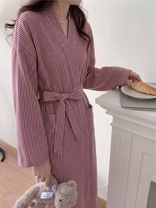 女款春夏秋新款睡袍連衣裙，可外穿，寬鬆性感繫帶睡衣，和服式浴袍，適合情人節與聖誕節 - 紅色條紋 - 查看 7