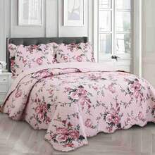 3-Piece Set: Double-Sided Queen Bedspread, Patchwork Quilt, Ultra Patch - Madame Rose - View 1