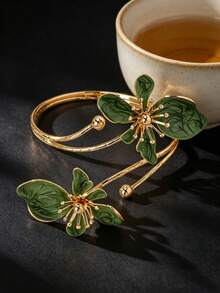 1Pc Adjustable Open Floral Enamel Arm Cuff, Multi-Color Swirl Petal With Gold Stamen,Women's Beach & Festival Statement Jewelry - Flowers - View 4
