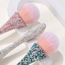 1pc Professional Rhinestone Handle Makeup Brush, Large Fluffy Synthetic Fiber Face Brush, Suitable For Foundation, Blush, Highlighter, Setting Powder, Soft Blending, Portable Makeup Tool, Suitable For Home And Travel Use - Multicolor - View 3
