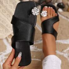 Sandal Selop Datar Bertutup Ujung Kaki Gaya Prancis untuk Wanita, Sandal Pantai Peri Berlian Imitasi Versi Korea Musim Panas Terbaru - Hitam - View 1