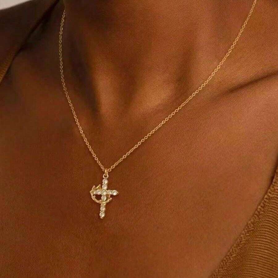 1PC Gold/Silver Color Optional Small Crown Cross Fine Chain Necklace, Waterproof Non-Fading Choker, Suitable For Tropical Vacation, Beach Outing, Mature Style, Date Look, Christmas Eve / Friendship Gift / Birthday Present, Unisex Versatile Jewelry - Multicolor - View 1