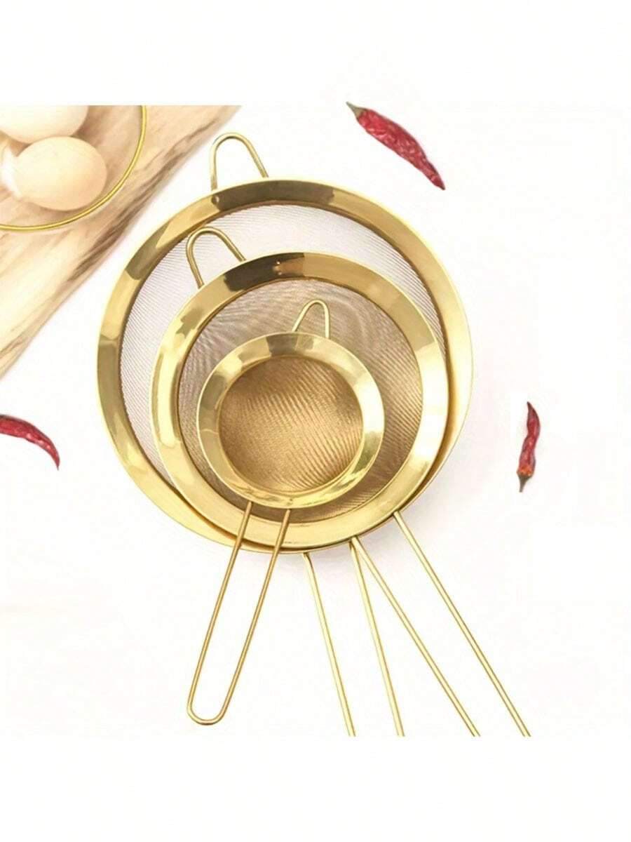 1 pièce Passoire fine en acier inoxydable doré, facile à ranger, tamis à farine et cuillère passoire à huile, cuillère de filtration alimentaire, pour frire les aliments, les pâtes, les nouilles, les vermicelles, gadget de cuisine, convient pour la filtration de farine/huile dans la cuisine de la maison - Doré - Voir 1