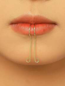 1pc Fashionable Personalized No-Piercing Spiral Lip Clip, Minimalist Double U-Hook Faux Lip Stud, Punk Style Lip Accessory, Versatile Jewelry For Women, Suitable For Daily Wear, Parties And Dates - Golden Yellow - View 3