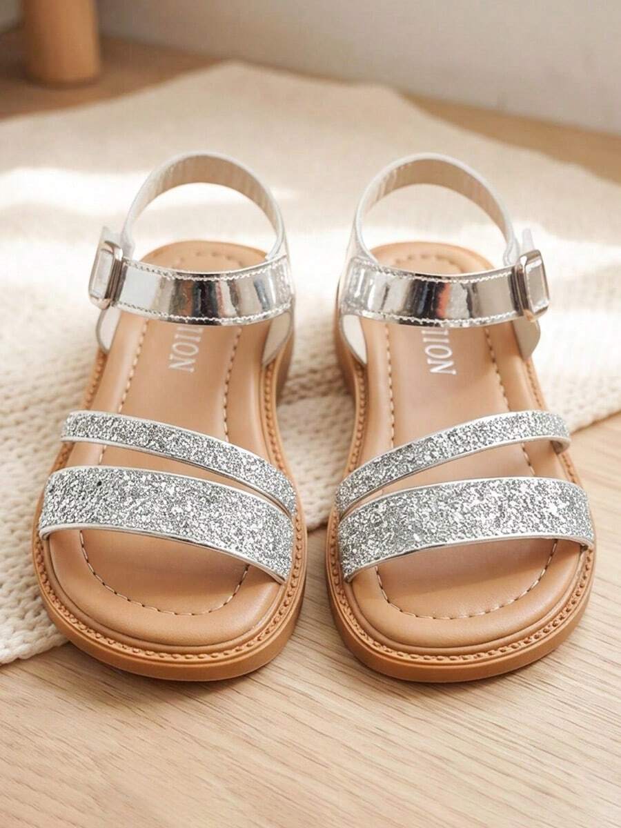 1 Paar Mädchen Silber Glitzer Doppeltriemen Prinzessin Sandalen, verstellbare Metallschnalle Knöchelriemen, rutschfeste flache Sohle, atmungsaktive offene Zehenpartie leichte Sommerschuhe, geeignet für Kleinkinder.Kinder Alltag.Party.Bühne.Reisen.Zuhause.Outdoor Kindersandalen - Silber - Übersicht 1