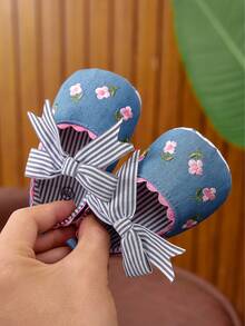 1 Pair Infant Girl Shoes, Soft And Comfortable, Casual Princess Style, Cute Fresh Fabric Shoes, Suitable For Spring, Summer, Autumn - Blue - View 4