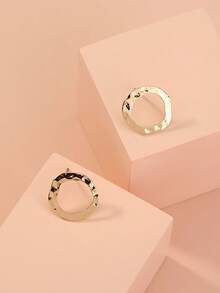 1 Pair European Minimalist Fashion Wavy Round Iron Stud Earrings For Women - Yellow Gold - View 4