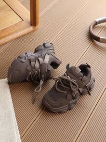1 Pair Kids Girls' Sports Shoes, Spring/Autumn New Style, Unisex Children's Mesh Breathable Soft Sole Chunky Sneakers For Back To School - Brown - View 4