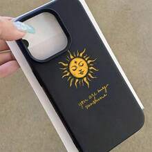 1 buah Casing Ponsel Bahan TPU Warna Keren Latar Belakang Hitam Pola Slogan Matahari Emas Retro Kompatibel Dengan iPhone 17 Pro Max/17/16 Pro Max/15/13/12/11/ S20 FE/A15/S24/A55/ Note 11/Note 12/Note 13 Pro Perlindungan Penuh Tahan Guncangan Lembut - Hitam - View 4