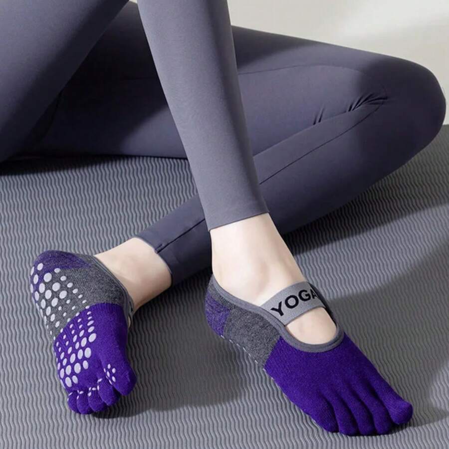 2pcs Yoga And Pilates Fitness Set, Women's Home Workout Equipment Mini Pilates Ring And Pilates Yoga Socks, Suitable For Home Leg, Arm And Thigh Exercises - Multicolor - View 1