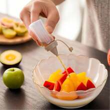 4Pcs Portable Mini Squeeze Bottles, Small Leak-Proof Sauce Containers For Ketchup, Honey, Mustard, Salad Dressing, Ideal For Lunch Box, Bento, Picnic, Travel, Kitchen Accessories - Mini Sauce Bottle - View 5