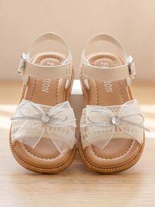 Summer New Style - 3-12 Years Old Girls Beige Sandals. Beige Mesh Material + Bow + Rhinestones + Metal Buckle. Gentle Style. - Beige - View 1