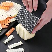 Decorative Wave Vegetable Slicer, Stainless Steel Crinkle Chip Cutter For Kitchen & Gifting - Multicolor - View 6