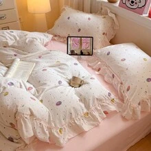 Lace Style Duvet Cover 3/4pcs Set, Strawberry Pattern Print, Soft And Comfortable Bedroom Bedding, Korean Style Large Lace Design Floral And Plant Pattern, Breathable Soft All-Season Bedding Set, Includes 1 Duvet Cover, 1 Bed Sheet, 1 Or 2 Pillowcases, No Filling, Suitable For Bedroom, Dormitory, Home Use, Multiple Size Options - Pink - View 3