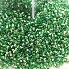 500 pezzi, 5g/confezione, perline di vetro semiseed da 2mm con tinta iridescente discreta, perline rotonde, perline a chicco di miglio, adatte per fai-da-te artigianale, realizzazione di braccialetti, anelli, regali per amici - Perline di semi GRB da 2 mm riempite d'argento, 15 colori in 18 colori - Visualizzare 5