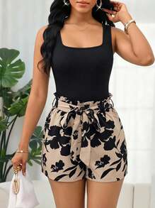 SHEIN Lady 2件套女士度假休闲纯色背心和花卉印花短裤套装 - 彩色 - 查看 1