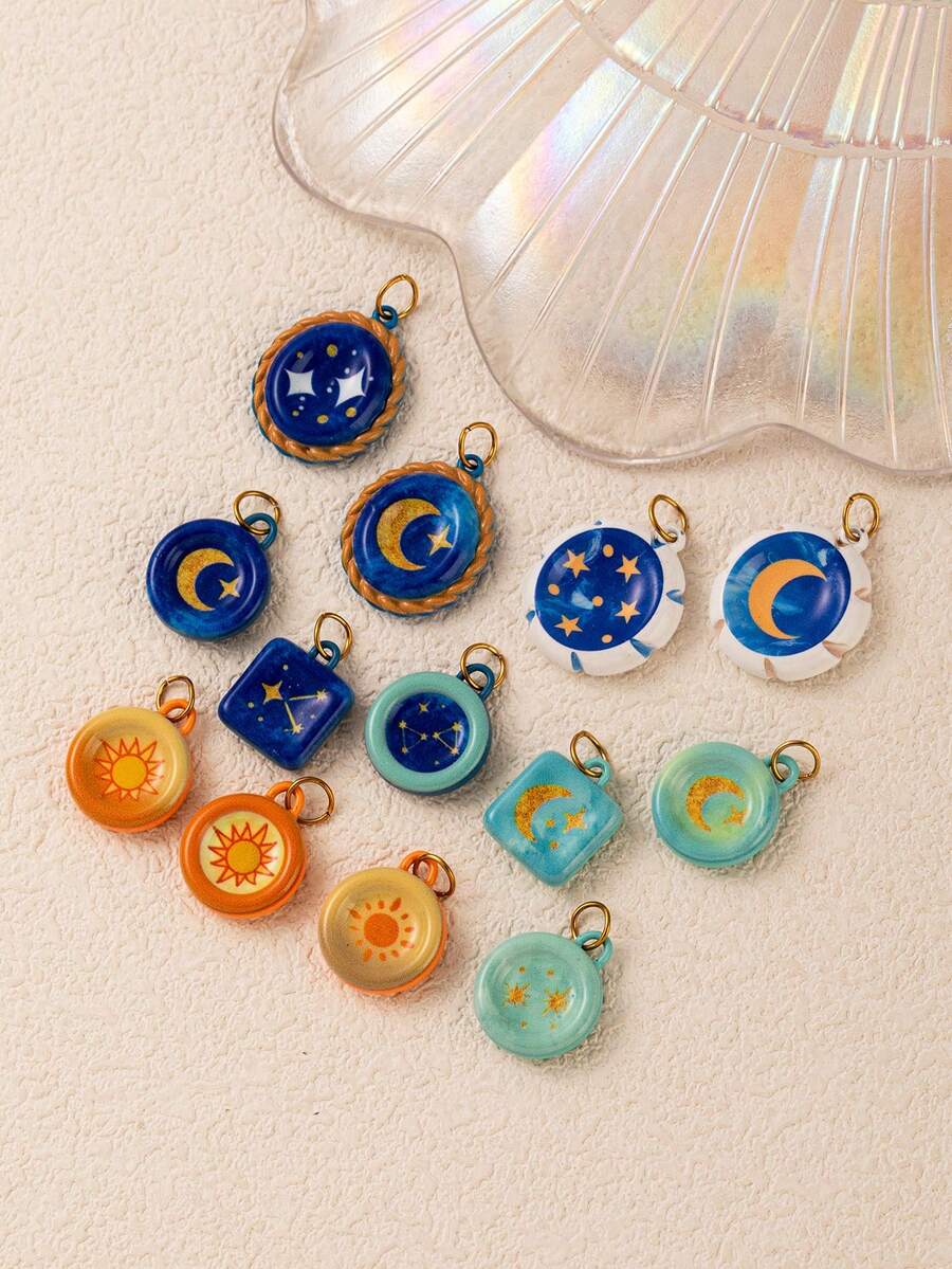1pc Oil Painting Style Pendant, Minimalist Mysterious Style, 18K Gold Plated, 316 Stainless Steel Material, Suitable For DIY Bags, Bracelets, Waist Ropes And Other Decorative Accessories, Women's Daily Jewelry Suitable For Daily Outings, Beach, Concerts, Dates And Other Occasions - Multicolor - View 1