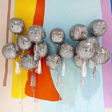 3er Set bunte Rollschuhe im Disco-Stil, Partydekoration aus Aluminiumfolie, Ballons - Übersicht 5