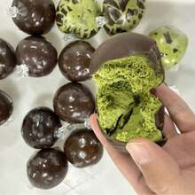 New Squishy Crunchy Stress Relief Handmade Ball Toy, Mint Dark Chocolate Design, Sound-Making Slow Rebound Shapeable Squeeze Toy, Suitable For Office And Teenagers Stress Relief, Children's Squeeze Toy, Gift For Friends - 彩色 - 查看 3