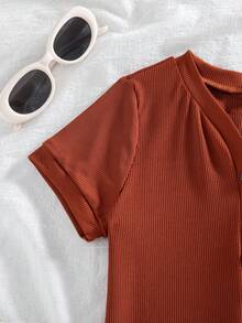 女童休闲纯色V领短袖连体裤，饰有3D蝴蝶结和纽扣，夏季 - 棕色 - 查看 4