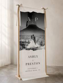1 Stück personalisiertes Hochzeitsbanner - Braut & Bräutigam Foto/Name/Datum/Text - einfache Installation, elegante personalisierte Hochzeitsdekoration, 3 Größen (Ständer und Zubehör nicht enthalten), perfektes Hochzeitsgeschenk, geeignet für Rasen, Garten, Wohnzimmer, Geburtstagsparty, Brautparty, exquisites Design, keine Stromversorgung erforderlich, geeignet für Hochzeit, Verlobungsparty, Jahrestag, glatte Textur, Innen- und Außenbereich, strapazierfähiges Polyestergewebe - Verschiedenfarbig - Übersicht 1