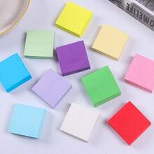 600 piezas (6 rollos - color aleatorio) Mini notas adhesivas, blocs de notas de colores. El papel de notas presenta un diseño cuadrado pequeño, fácil de rasgar y usar. Su forma compacta es perfecta para uso en oficina, escuela o el hogar. - Unitalla - Ver 5