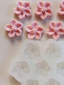 1pc/2pcs 3D Cherry Blossom Silicone Mold, Creative DIY Mold, Suitable For Aromatherapy Candles/Clay, Home Decor/Gift Accessories Epoxy Resin Mold, Handmade Casting Mold, Art Accessories Plaster Mold - 01-straight-eared Rabbit Tray Silicone Mold - View 3