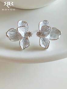 1 Pair Exquisite Elegant Flower Shaped Copper Alloy Inlaid Artificial Zirconia Unique Design Vintage Premium Feel Suitable For Daily Casual Dating Women Stud Earrings - Silver - View 1