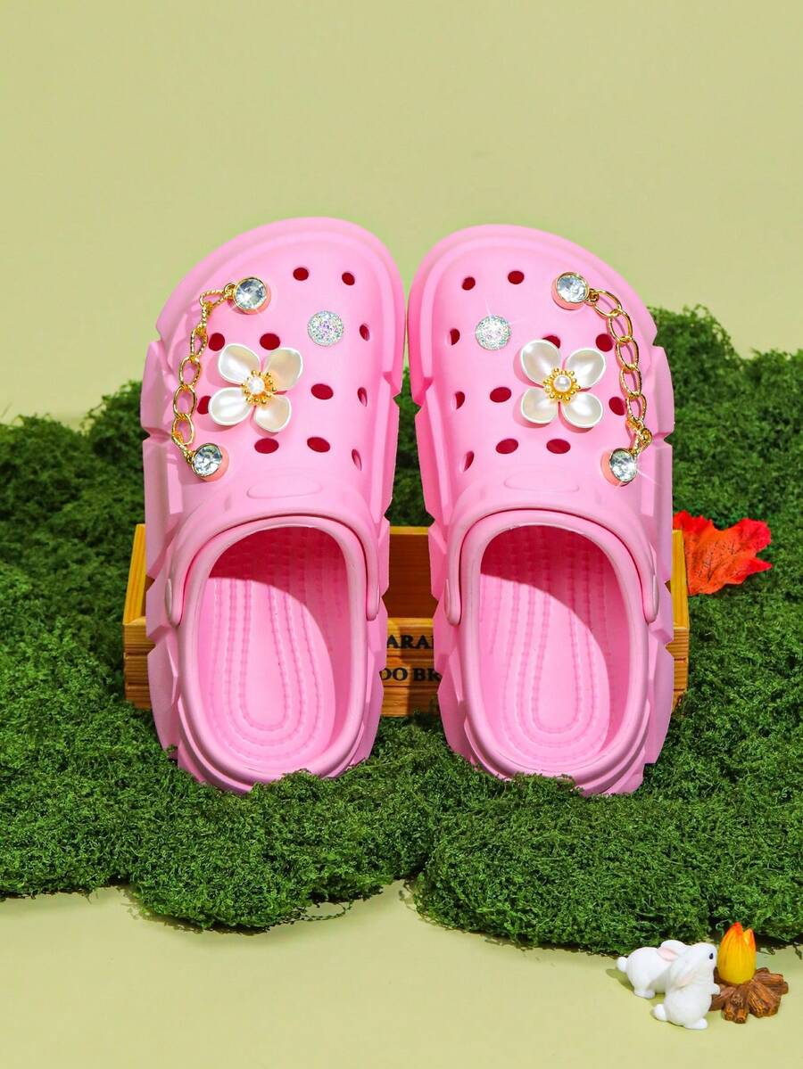 HOEASE Girls Clogs, Garden Shoes, Comfortable Lightweight Hollow Out Sandals, Spring And Summer Flower Design - Pink - View 1