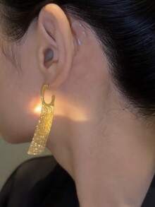 1 par de pendientes de cadena de metal asimétricos en forma de C, estilo europeo y americano, borla larga de moda personalizada, pendientes de botón vintage dulces y elegantes para mujeres y niñas, accesorios para viajes, bodas, fiestas, cumpleaños, regalo de Navidad 2026 - Dorado - Ver 6