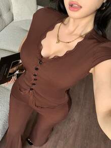 abyoxi Women's Plus Size Brown Lace Patchwork Short Sleeve V-Neck Single-Breasted Cinched Waist Slim Fit T-Shirt And Flare Pants 2-Piece Set, Vintage Elegant, Casual, Office Commute, Date, Daily Outing, Knit Top And Long Pants Summer Set - Brown - View 3