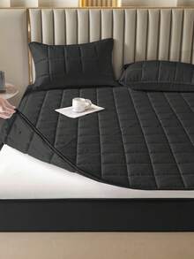 1pc Water-Resistant 6-Sided Zipper Mattress Protector, Quilted Comfortable Fit Bed Sheet, Fits 12 Inch Deep Mattress, Suitable For Twin/Full/Queen/King Bed, Black Breathable Quiet Dust-Proof Skin-Friendly Washable Premium Zipper Mattress Cover - Black (fitted Sheet 30cm High) - View 5