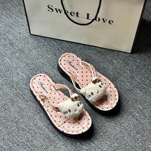 SANRIO 女款可愛 Hello Kitty 厚底夾腳拖鞋，藍色波點豹紋蝴蝶結防滑坡跟涼鞋，夏季海灘戶外拖鞋 - 人字拖 - 查看 15