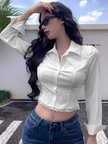 Cárdigan de corte ajustado con estilo universitario y costuras de espina de pescado, blusa elegante de manga larga con parches de encaje hueco p - Blanco - Ver 3