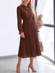 PRETTYGARDEN Women's Spring Fall Midi Dress Casual Long Sleeve V Neck Swiss Dot Pleated A Line Flowy Dresses New Years Party Valentine Vacation Dresses For Women - 深咖 - 查看 4