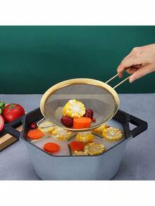 1 pièce Passoire fine en acier inoxydable doré, facile à ranger, tamis à farine et cuillère passoire à huile, cuillère de filtration alimentaire, pour frire les aliments, les pâtes, les nouilles, les vermicelles, gadget de cuisine, convient pour la filtration de farine/huile dans la cuisine de la maison - Doré - Voir 5